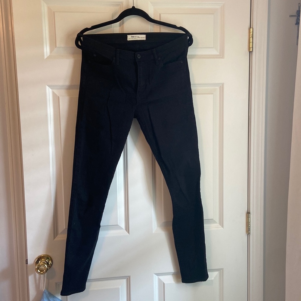 GAP FOR GOOD BLACK JEANS. WOMENS 30L